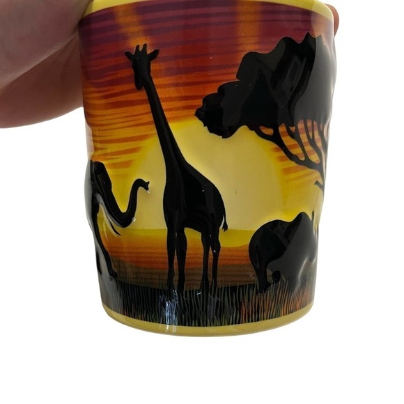 Busch Gardens Souvenir Safari Cup Coffee Mug Giraffe Elephant Tree Of Life - Picture 4 of 5